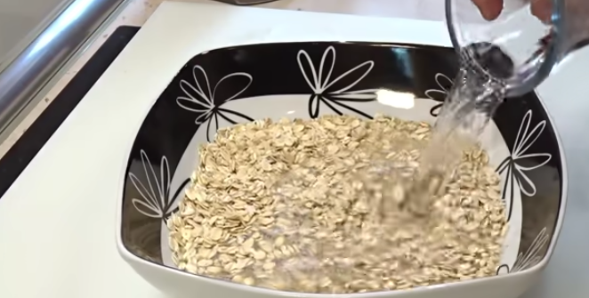 El flan de avena que no necesita azúcar, leche, huevo ni horno