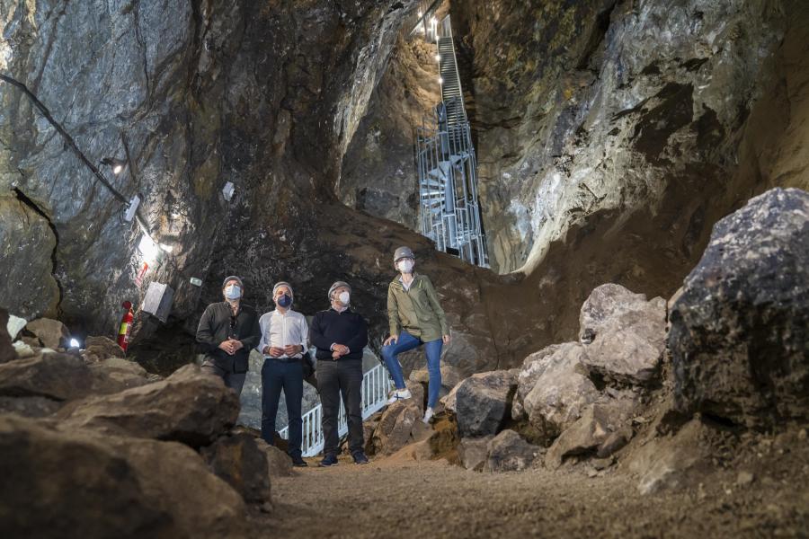 Visita a la Geoda de Pulpí de España