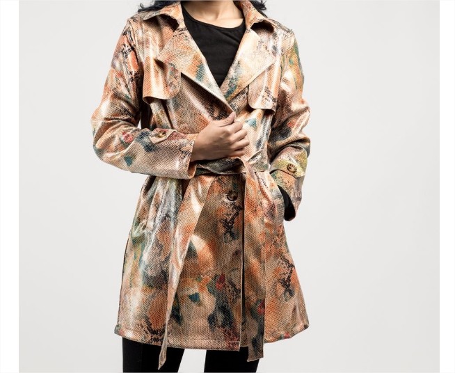 Gabardina de mujer estampada con cinturón el corte inglés