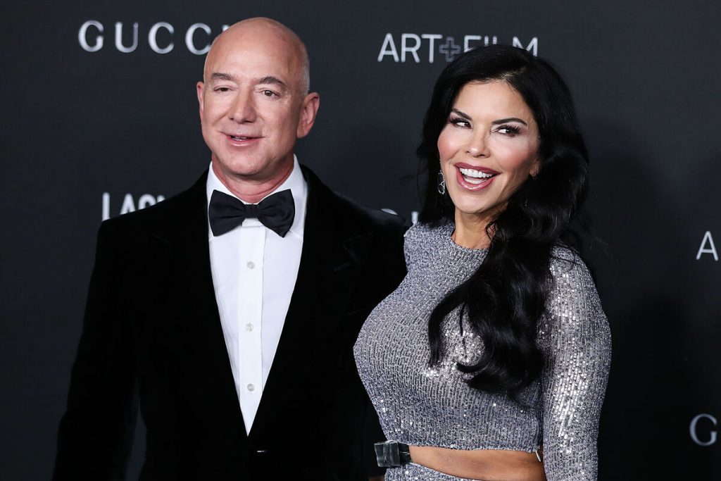 ¿Cómo es la relación de Jeff Bezos y Lauren Sanchez?
