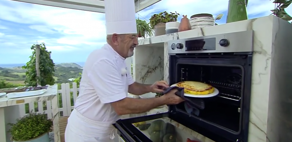 La tortilla de patatas hecha pizza de Arguiñano que ha batido récords