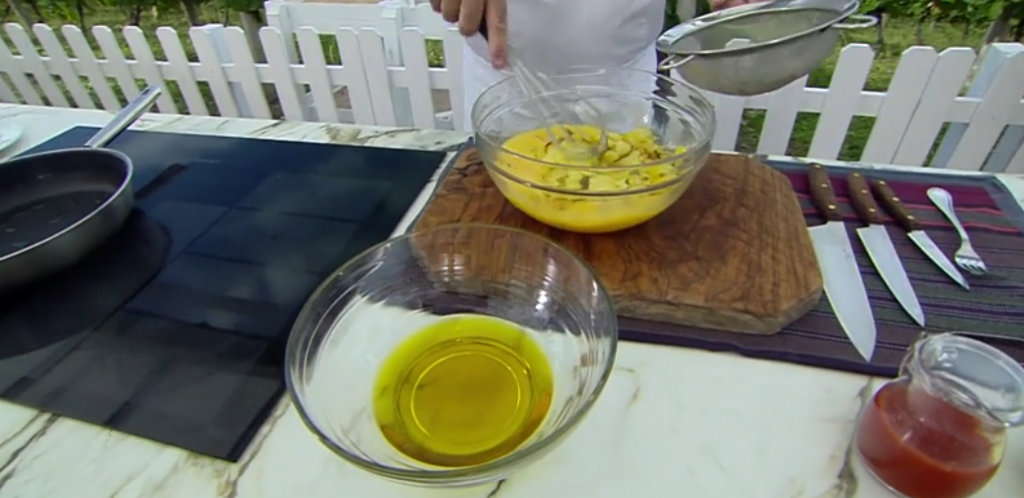 La tortilla de patatas hecha pizza de Arguiñano que ha batido récords