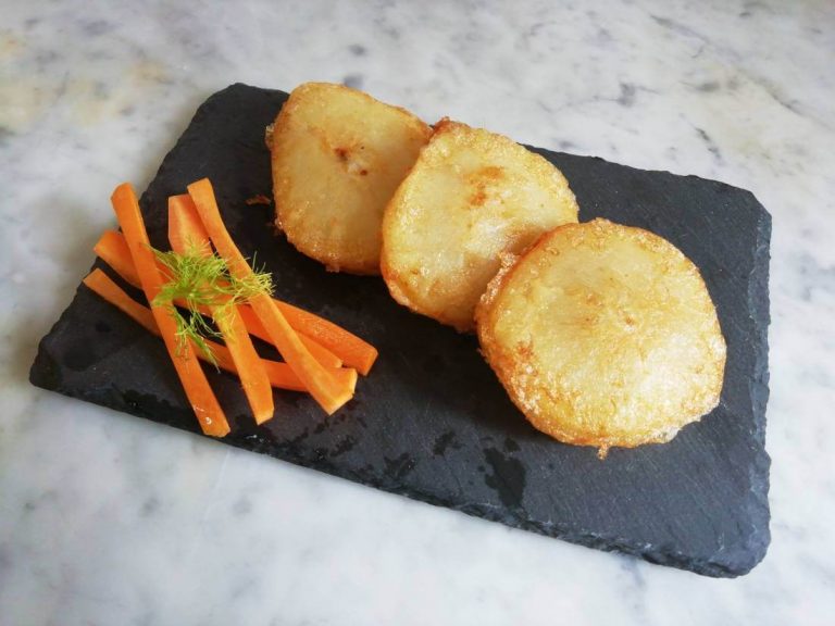 Patatas rellenas: el plato original de Olot que se convertirá en tu favorito