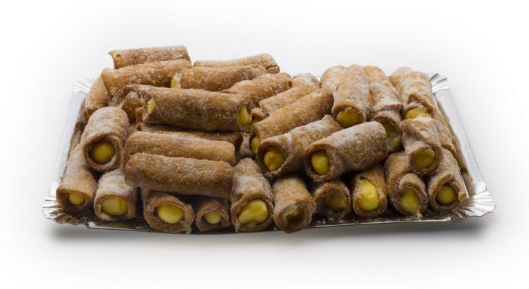 Pestiños rellenos: el postre con crema que pocos resistirán