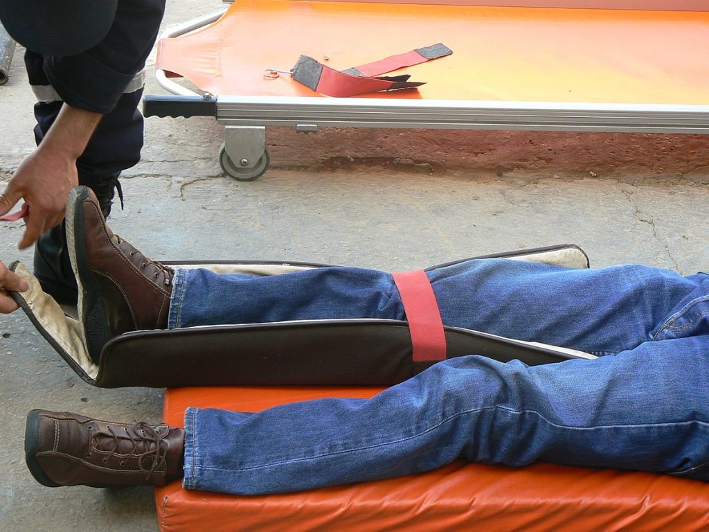 ¿En qué consisten los primeros auxilios?