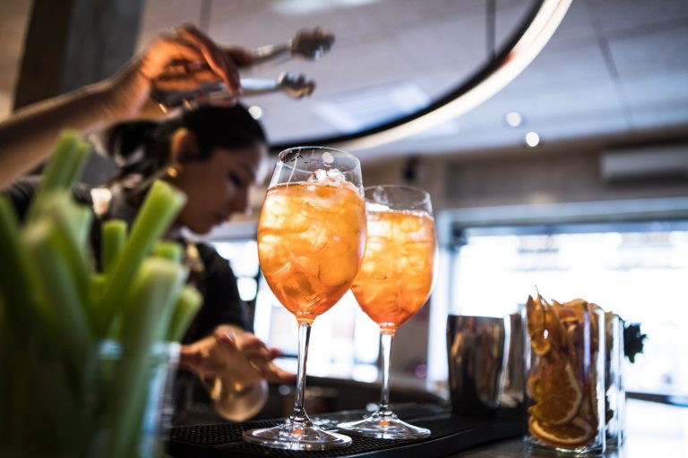 Bar Trafalgar: el (nuevo) bar madrileño del que aspira a convertirse en un clásico