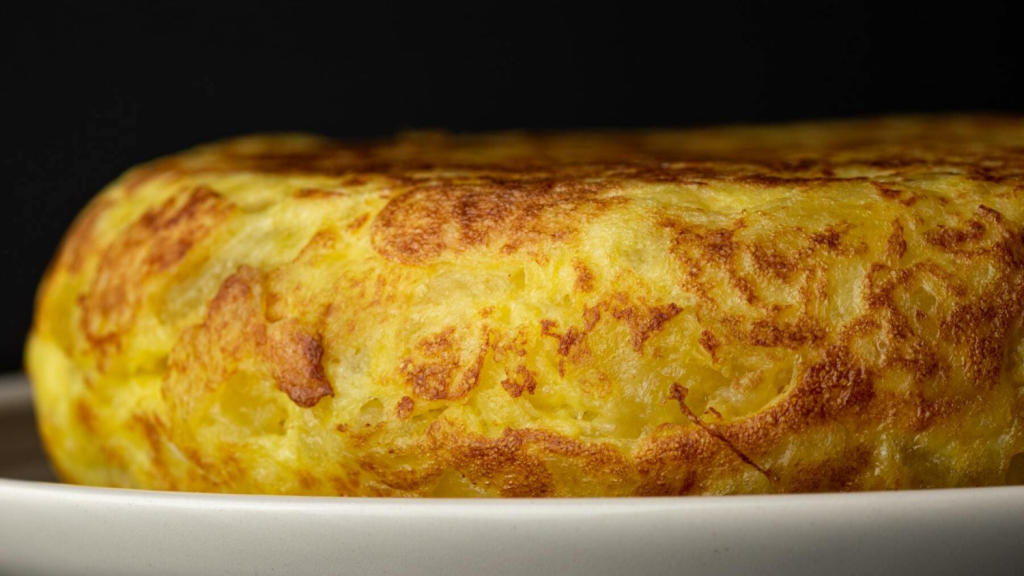 La tortilla de patatas diferente que se convertirá en tu favorita 8 image 71