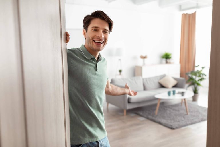 Cano & Pujol presenta unas gafas de realidad virtual para conocer una vivienda sin visitarla