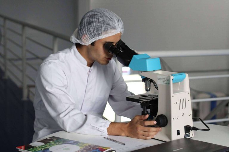 ¿Cómo encontrar el experto en urología perfecto para cada caso? Uromedics