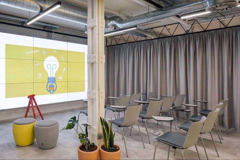 Mastermind Place ofrece el plató idea para streaming en eventos corporativos