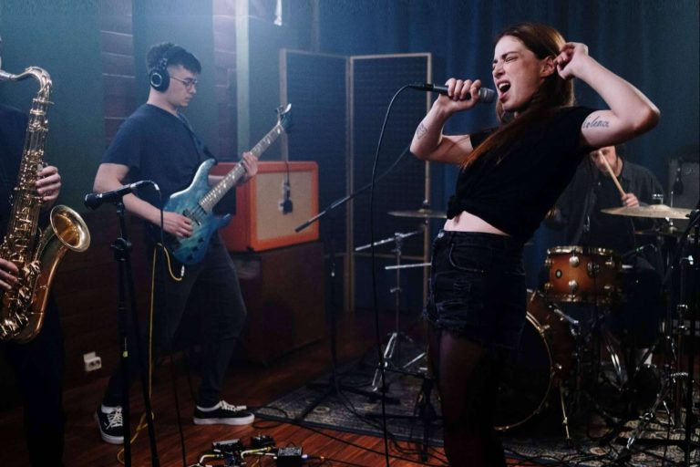Clases de canto online con la Escuela de Música Erizo