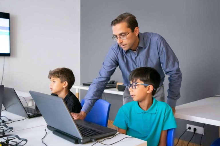Opirata y sus portátiles para la vuelta al cole