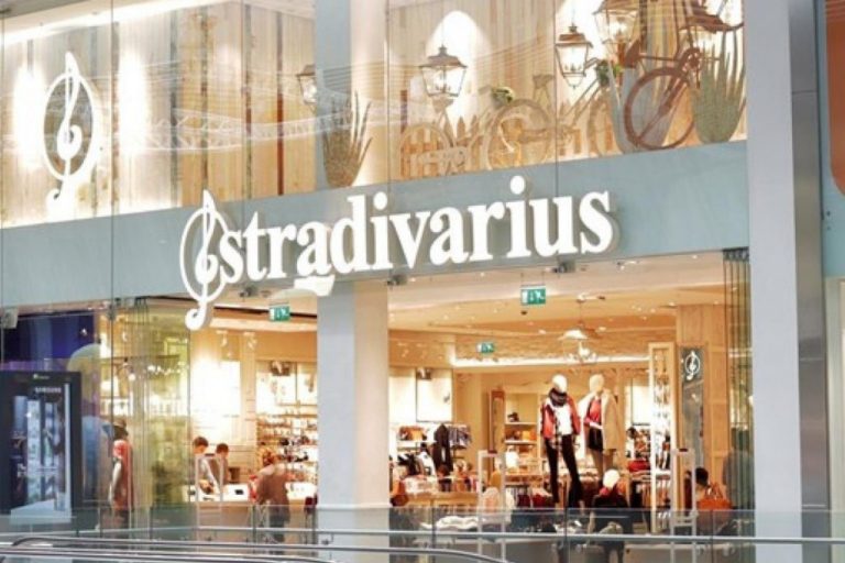Las zapatillas 'retro' de Stradivarius a las que no podrás resistirte