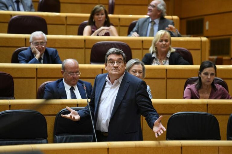 Escrivá acusa al PP de pasar del discurso 
