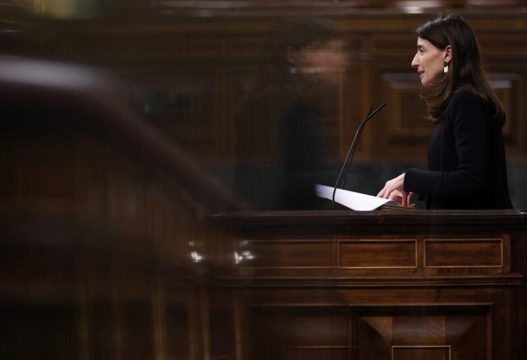 Llop acusa al PP de asustar a la gente mayor para que no se vaya de vacaciones por si les 'okupan' la casa