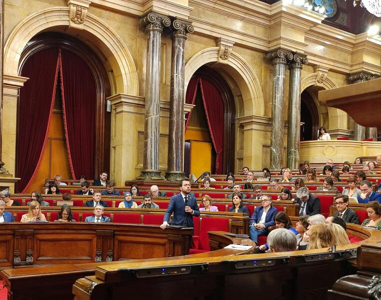 El Parlament rechaza que Aragonès se someta a una cuestión de confianza con la abstención de Junts