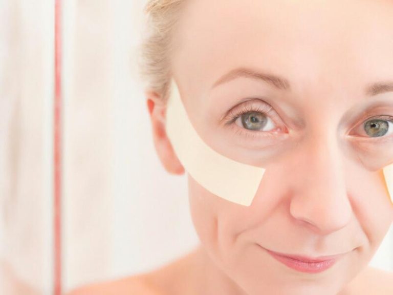 Face Taping: ¿Qué es? Y lo más importante, ¿es efectivo?