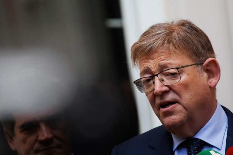 Puig cree que la dimisión de Lesmes llega 