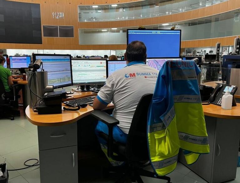 El Gobierno aprueba hacer accesible el 112 para más de 4 millones de españoles con discapacidad