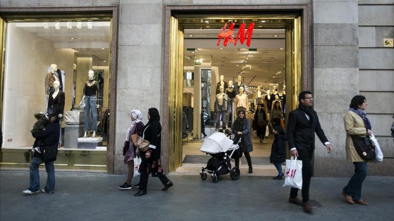 Los vaqueros más favorecedores de H&M por solo 25,99 euros