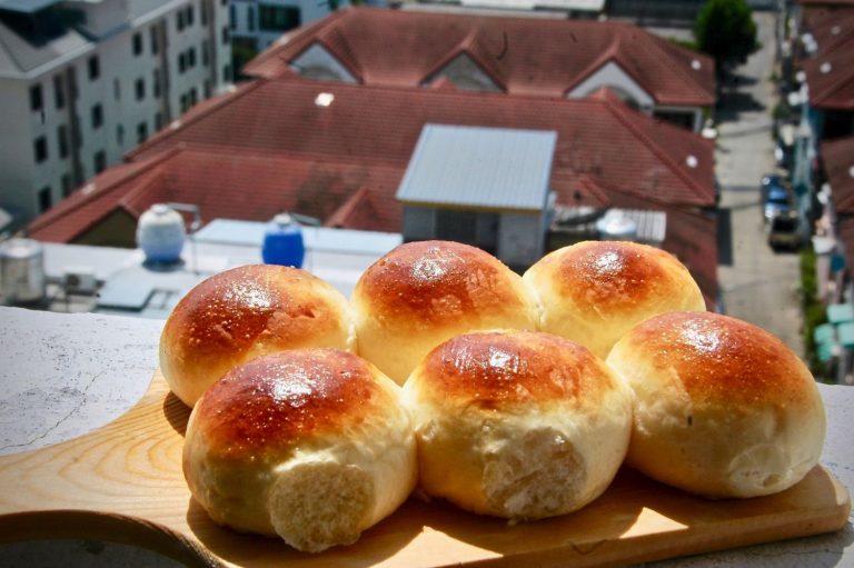 Bollos de leche: la receta para que salgan esponjosos y deliciosos