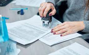 ¿Cuándo se nos pide compulsar documentos?