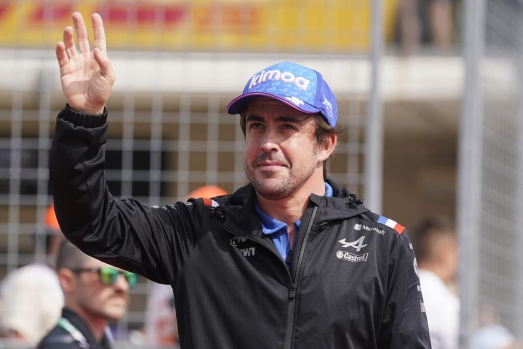 Fernando Alonso y Alpine no ganan una para disgustos 