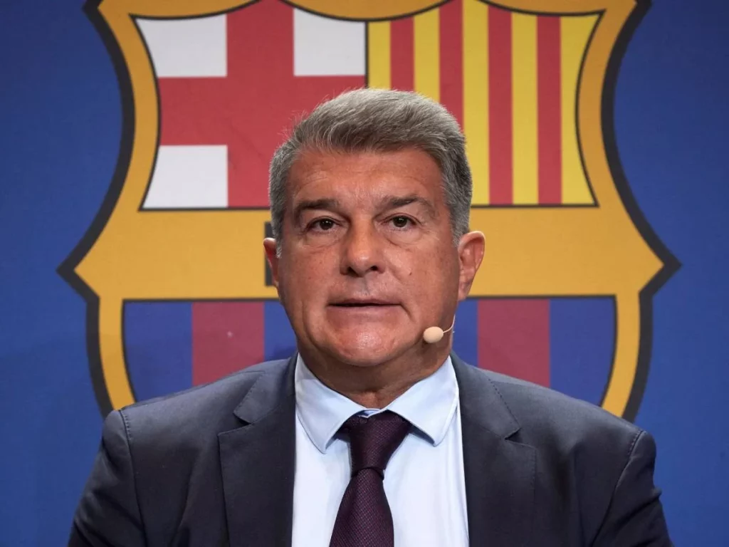 Le podría hacer la cruz 