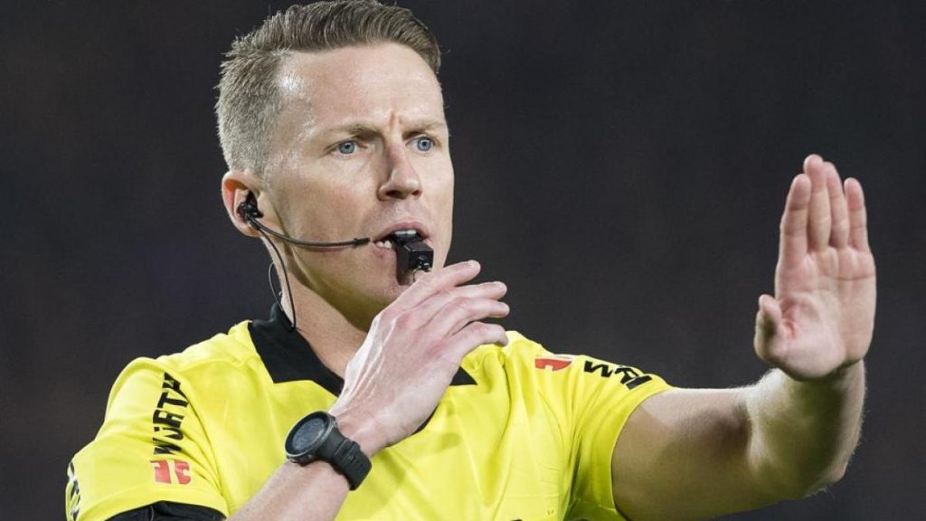 Los dos equipos tienen motivos para rechazar al árbitro