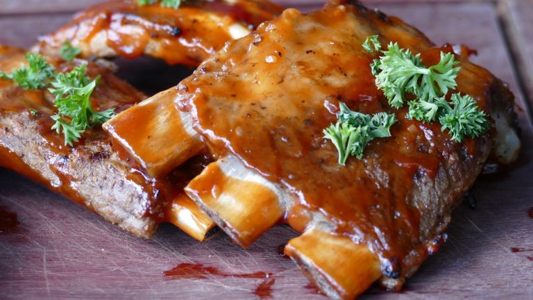 Costillas: cómo cocinarlas en el horno al estilo barbacoa
