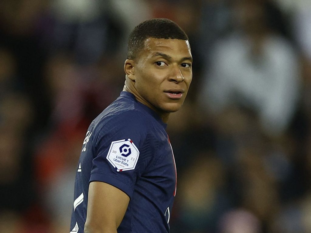 Mbappé: los equipos a los que podría llegar en enero 54 Los interesados empiezan a lanzar sus ofertas