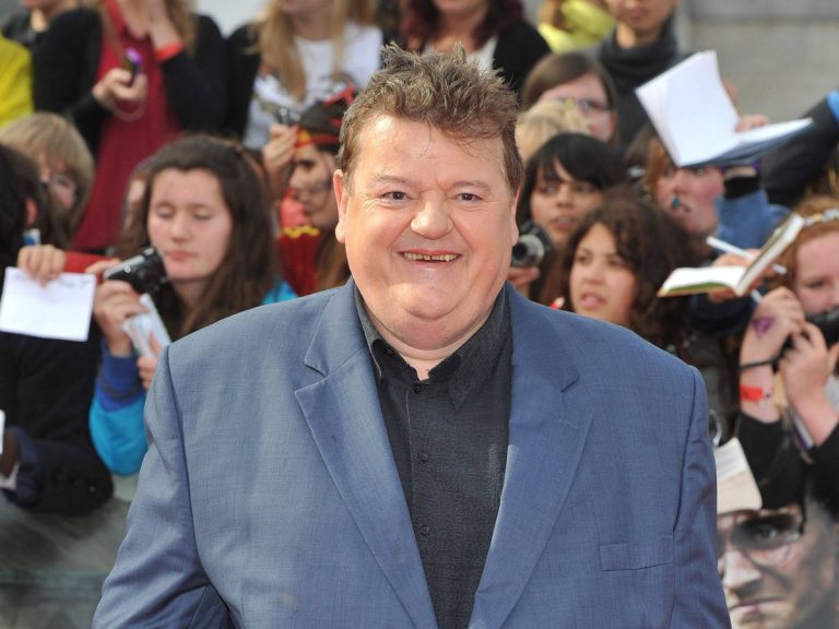 Los mejores papeles de Robbie Coltrane, el entrañable Hagrid en Harry Potter
