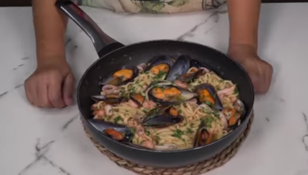 Pasta al frutti di mare: la receta tradicional italiana que no te costará nada hacerla