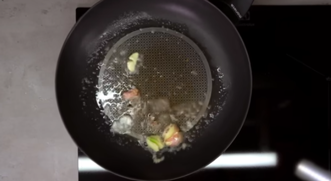 La receta de pechuga de pollo que nunca te sabrá seca