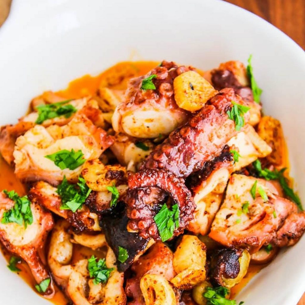 Patatas con pulpo: la receta otoñal para toda la familia 