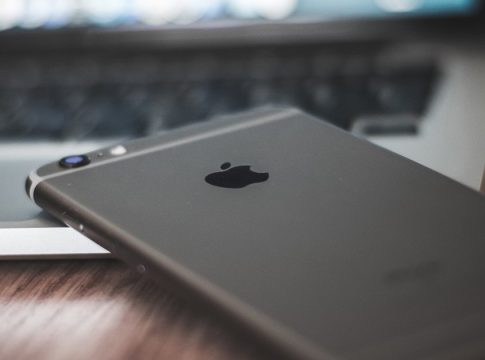 Si-tienes-este-iPhone-Apple-te-debe-189-euros-5