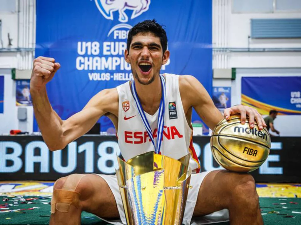 Santi Aldama: la carrera meteórica en el baloncesto que acaba de empezar 37 Su salto a la NCAA