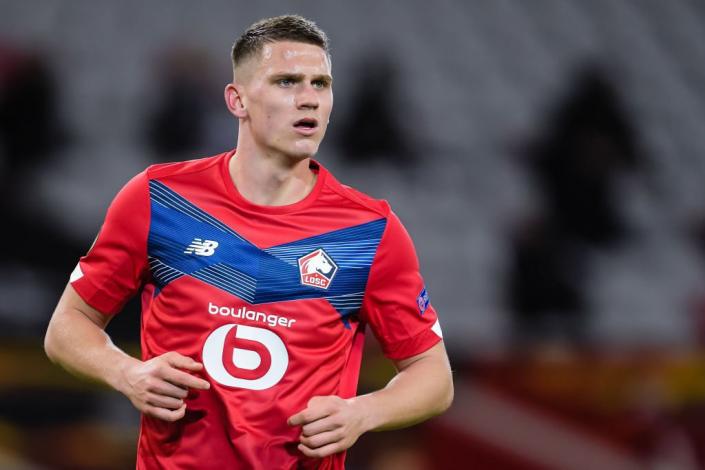 Sven Botman podría ser una opción