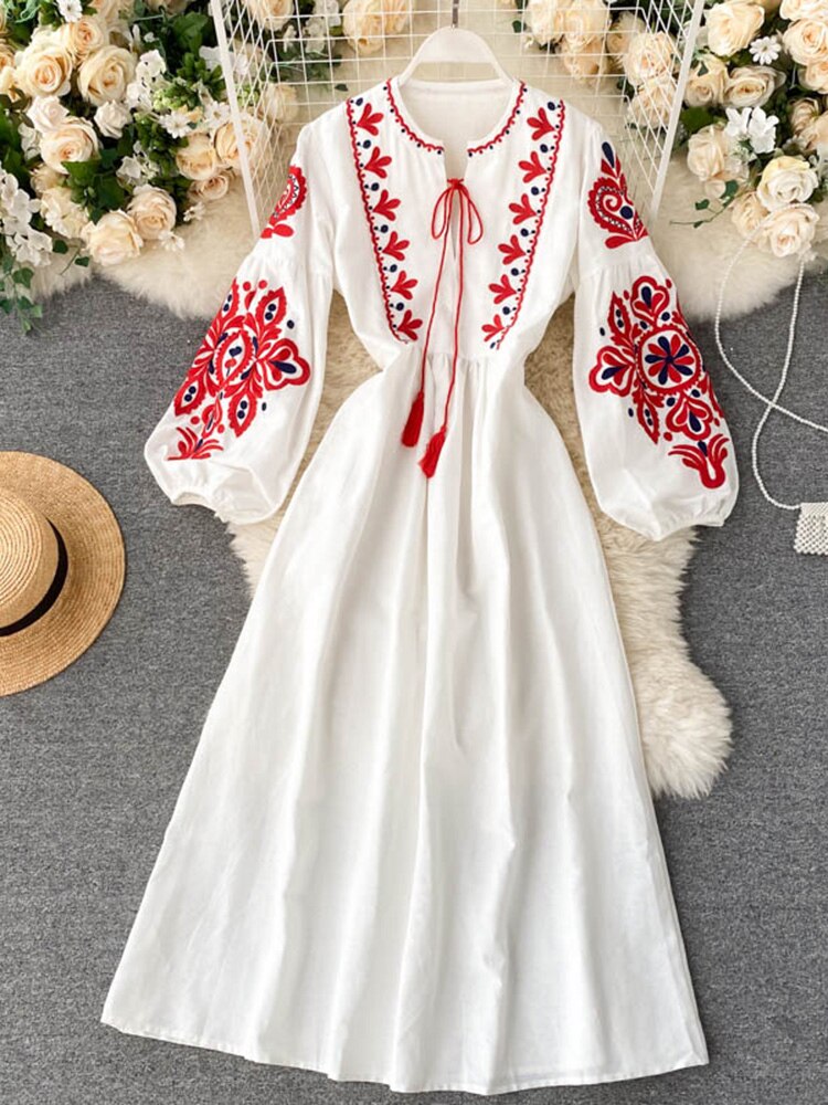 Vestidos bohemios de flores bordadas para mujer Vestidos plisados de cintura alta con cuello redondo y