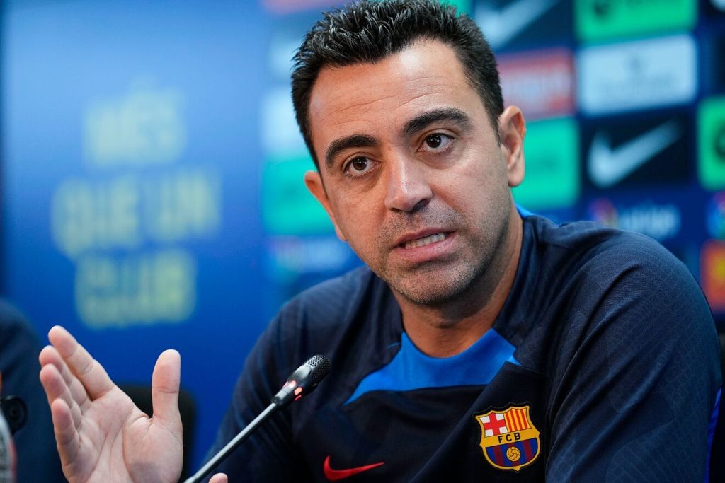 Xavi Hernández ya siente el peso de la condena
