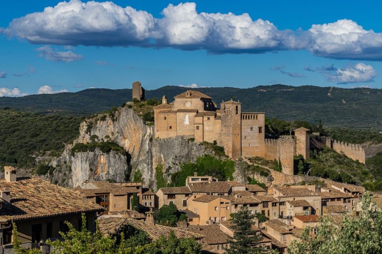 Los pueblos más bonitos de Aragón para ir en el puente de Todos los Santos