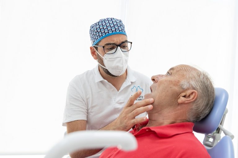 All on 4: la mejor tecnología para implantes dentales