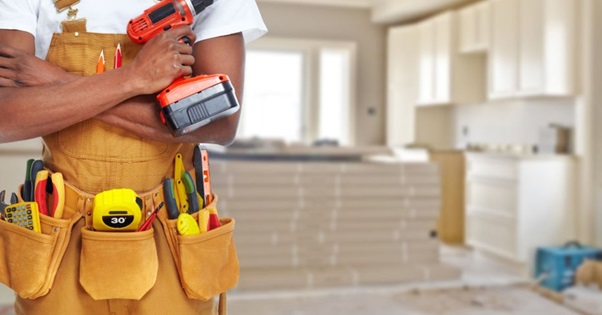 ¿Cómo prepararte para la reforma de tu hogar en 2023? 2 herrmaientas cinturon