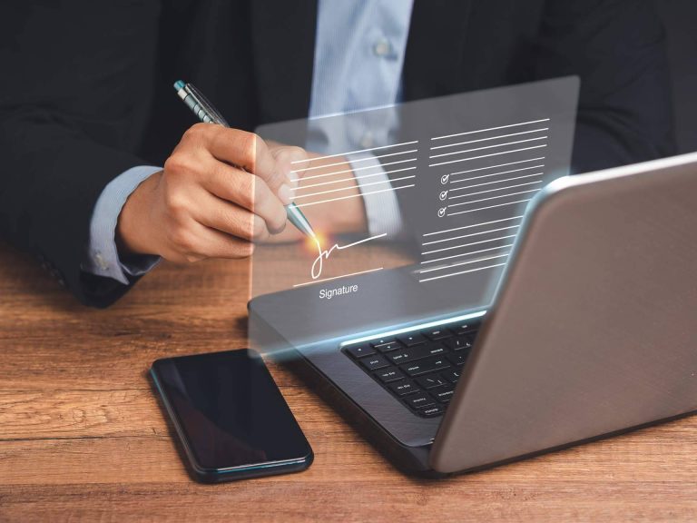 ¿Cómo se pueden aprovechar los cursos gratuitos del SEPE con el certificado digital?