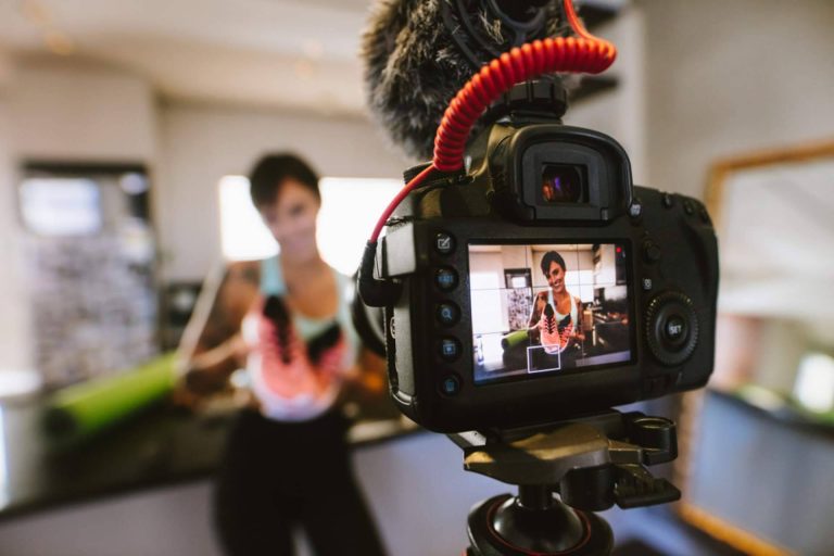 AgeWorld asegura que el influencer marketing es una estrategia al alza