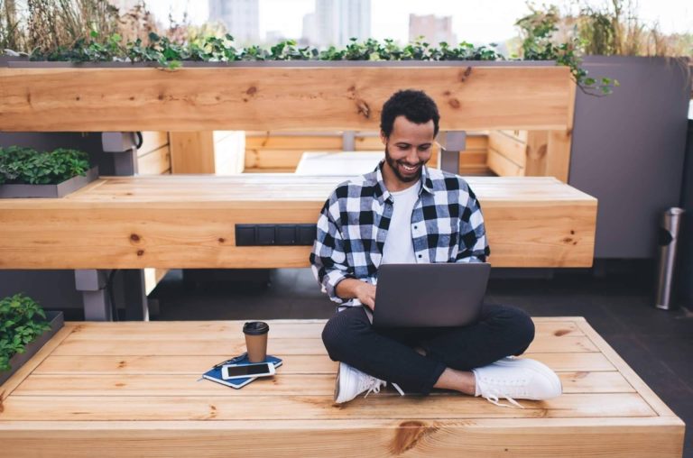 Spanish Blackboard Academy ofrece clases de español online