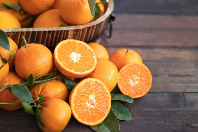 Beneficios de la naranja para evitar y combatir resfriados, con Sabor a Naranjas
