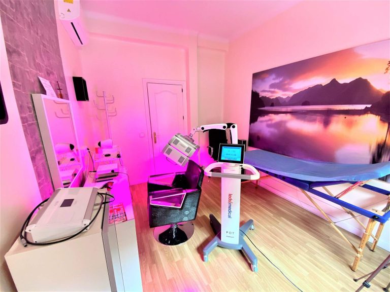 La clínica Laura Agrelo ofrece tratamientos de mesoterapia capilar