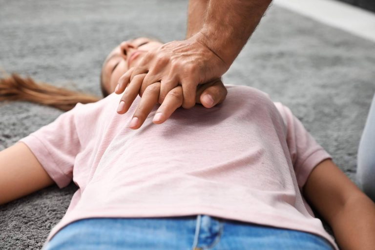 Taller de RCP Básico presentado por Fátima Pérez Cardiología