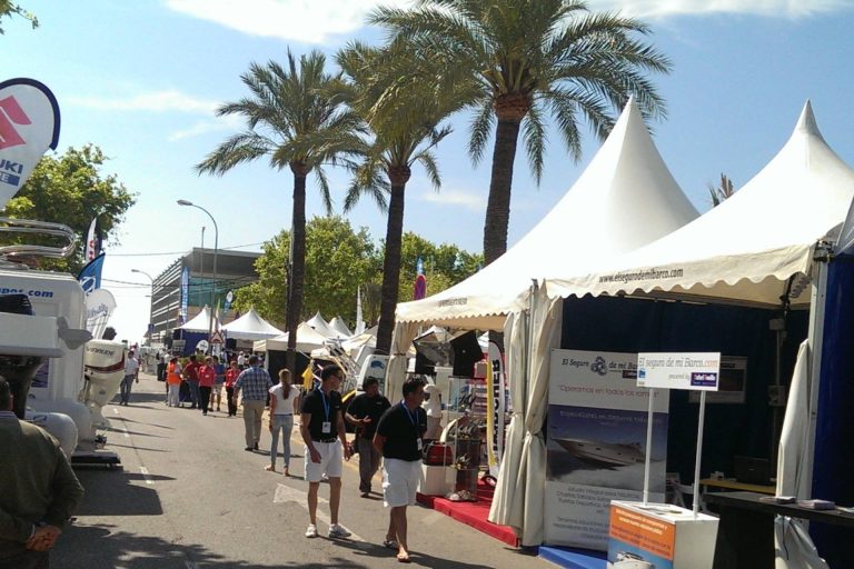 La empresa elsegurodemibarco.com se reúne con sus clientes y visitantes en el Salón Náutico de Barcelona